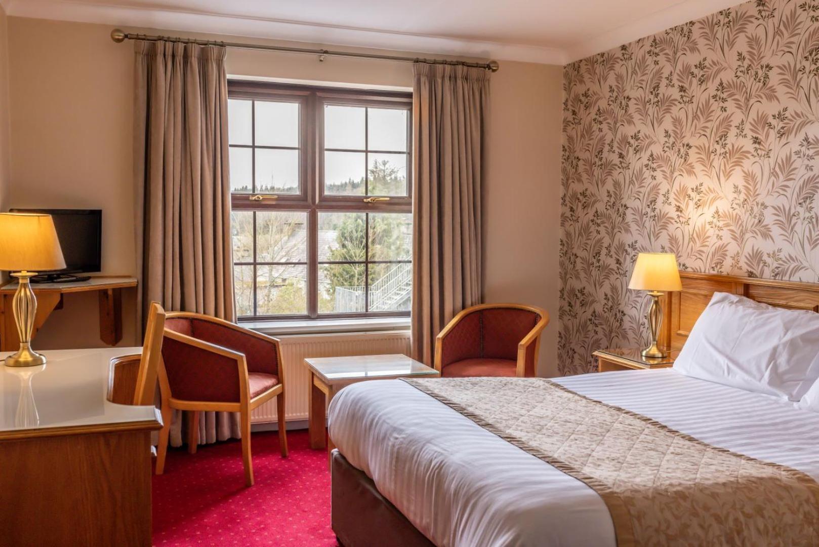 Kee'S Hotel Stranorlar Dış mekan fotoğraf