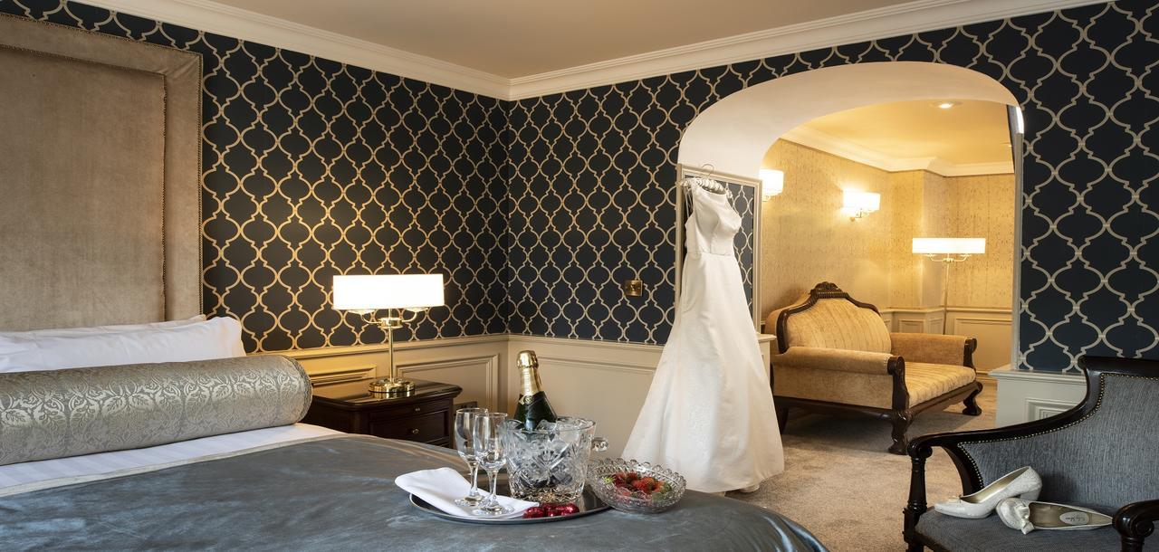 Kee'S Hotel Stranorlar Dış mekan fotoğraf